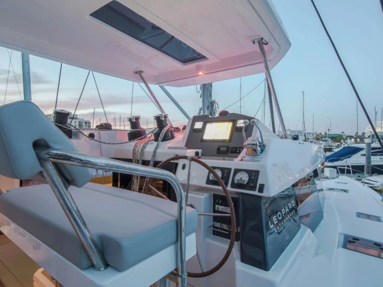 Yacht charter Porto Cheli cheap WINDSEA