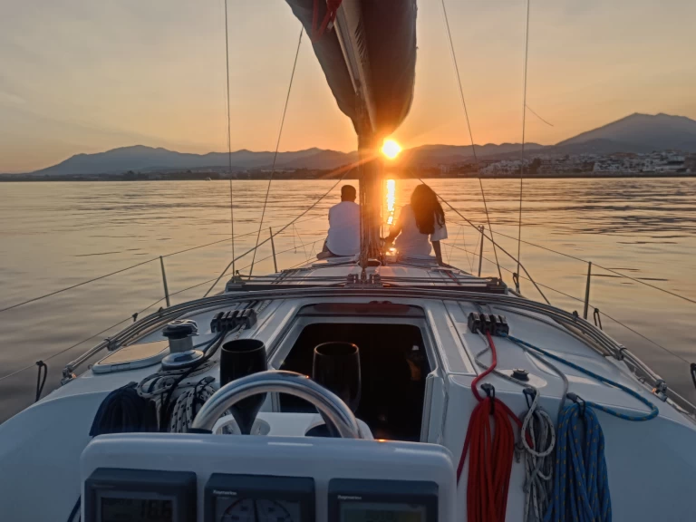 Sailboat rental in Puerto Banús - Jeanneau Sun Odyssey 39i