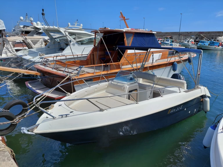 Yacht charter Sanremo cheap Eden 20
