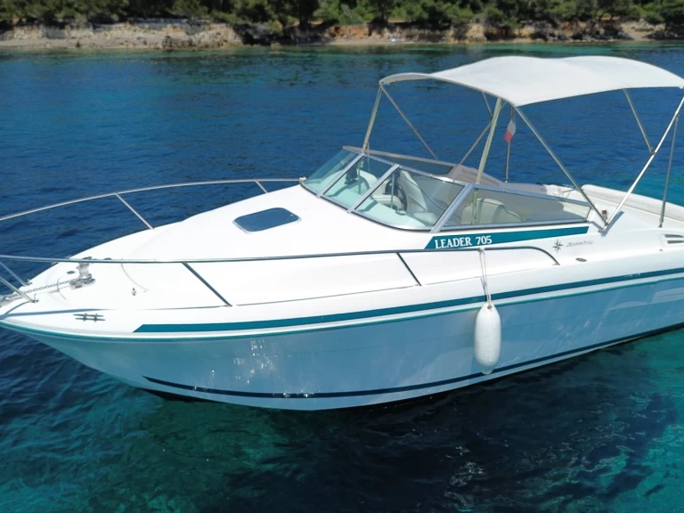 Motorboat rental with or without captain Jeanneau Mandelieu-la-Napoule