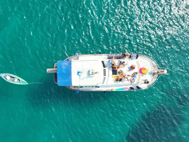 Menorquin-Yachts Menorquin 120 in Marzamemi on SamBoat