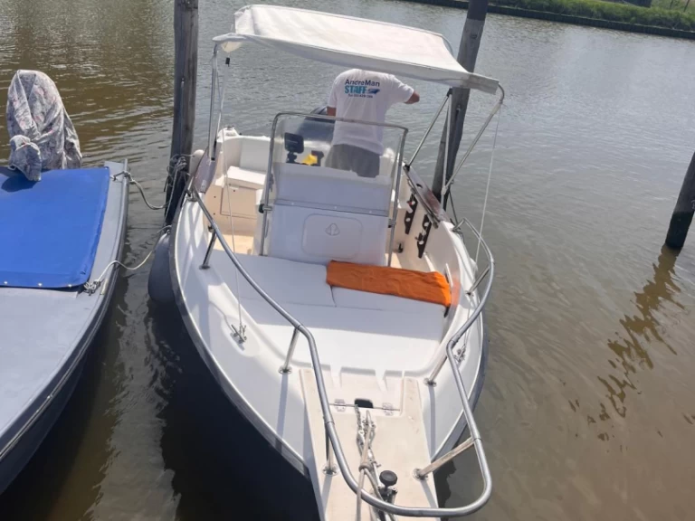 Elan Elan 17 CC charter bareboat or captained in  Chioggia