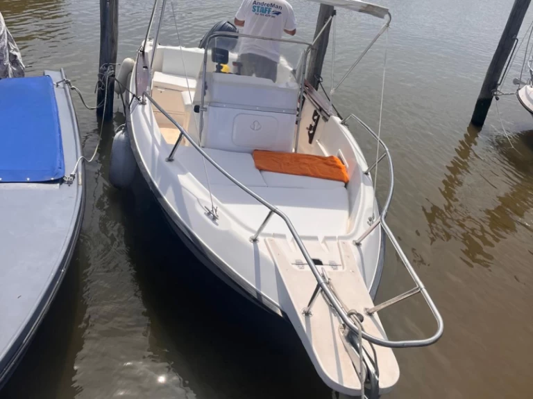 Elan Elan 17 CC in Chioggia on SamBoat