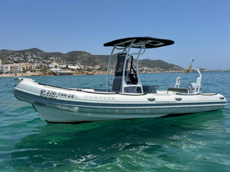 Highfield Patrol 600 in Sitges on SamBoat