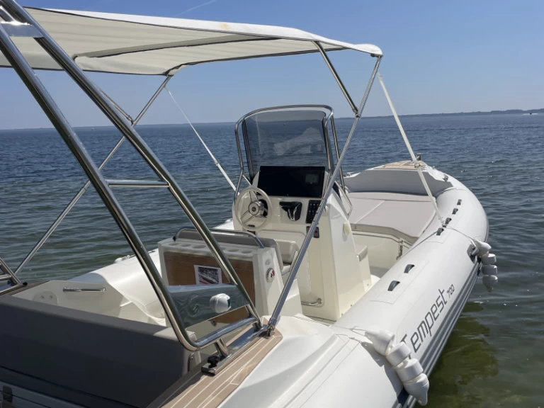 RIB rental with or without captain Capelli Biscarrosse