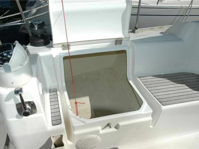 Boat rental Dufour Dufour 385 Grand Large in Club Nàutic Cambrils on Samboat