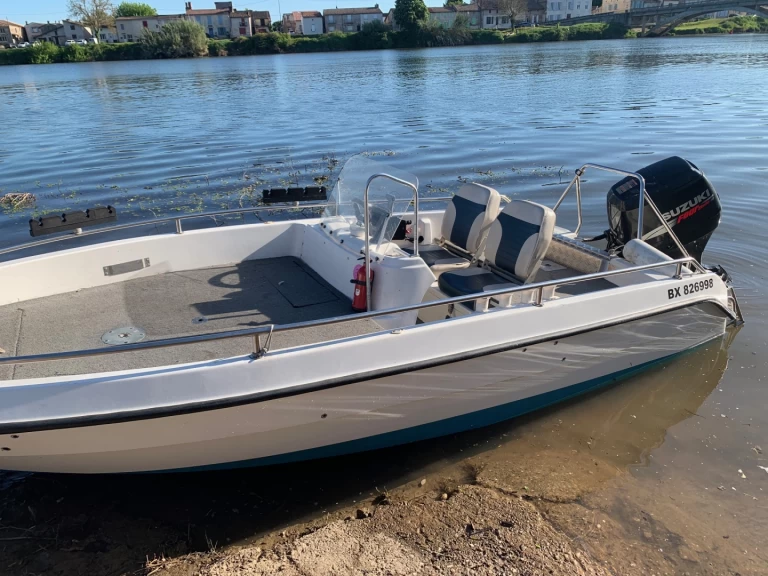 Motorboat rental with or without captain Ryds Sanguinet