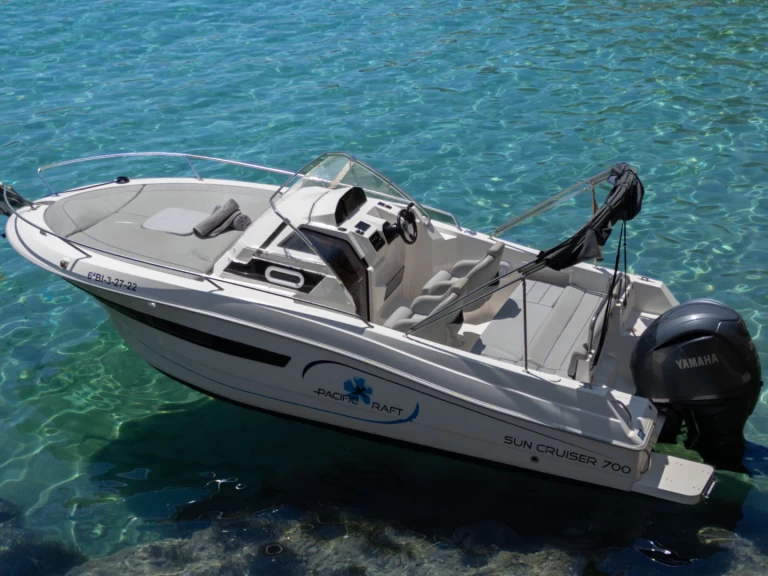 Pacific Craft Pacific Craft 700 SC in Ibiza Town on SamBoat
