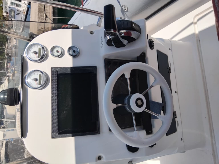 Mar-Co 23 in Sainte-Maxime on SamBoat