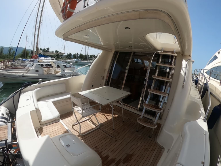 Boat rental Cranchi Atlantique 48 in Himarë on Samboat