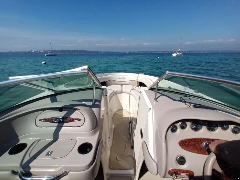Yacht charter Geneva (City) cheap 202