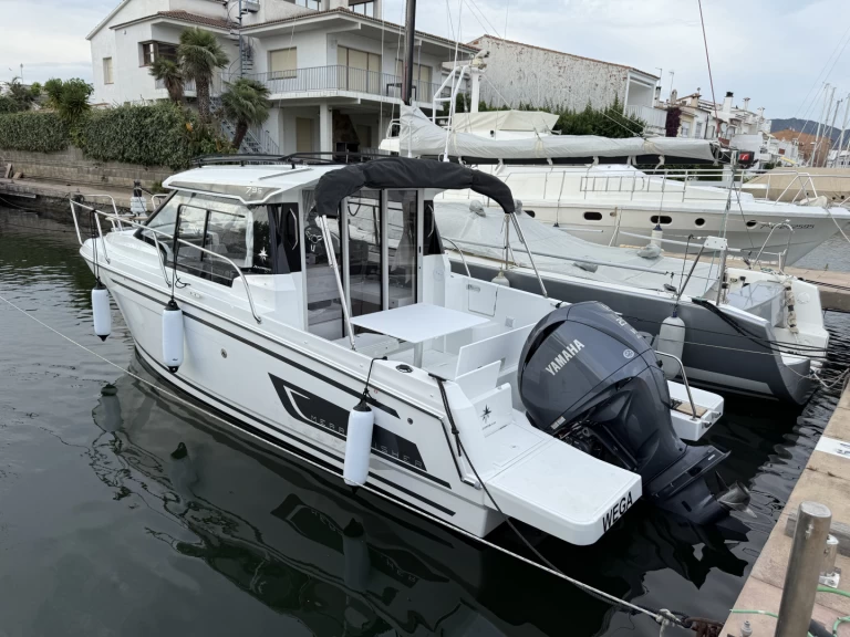 Rent a Jeanneau Merry Fisher 795 Series2 Empuriabrava