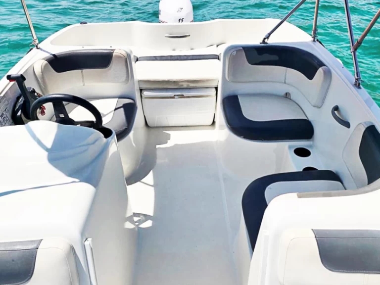 Yacht charter La Savina cheap E16
