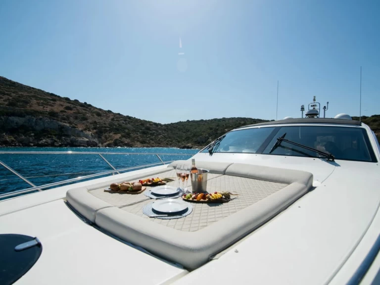 Bareboat Rental Luxury Yacht Princess with a boat licence