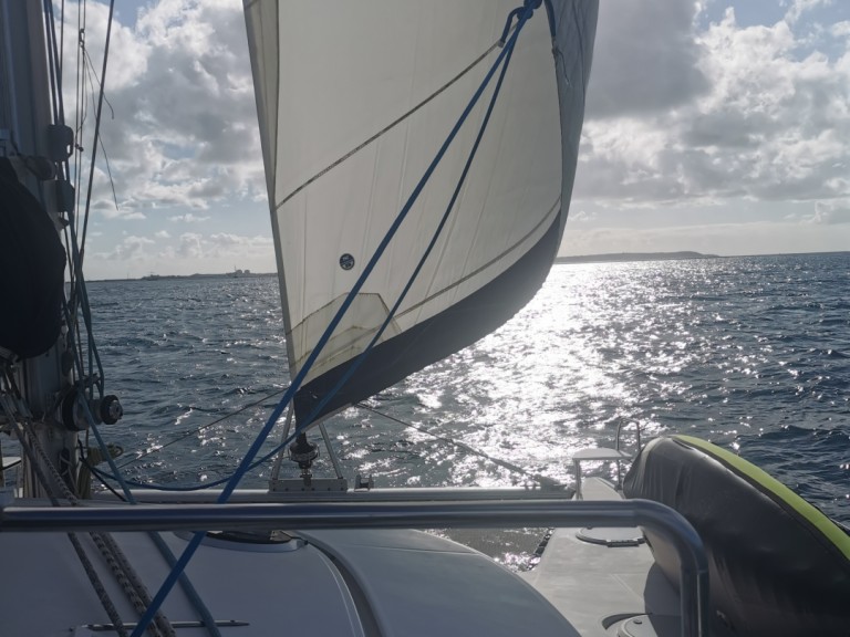 Rent a Fountaine Pajot Belize 43 Marigot