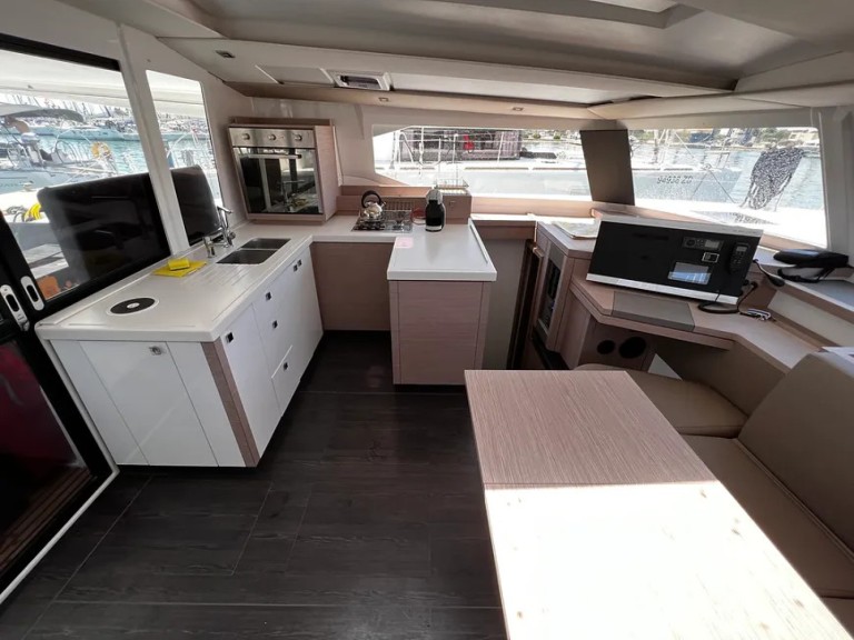 Boat rental Fountaine Pajot Astrea 42 in Pula on Samboat