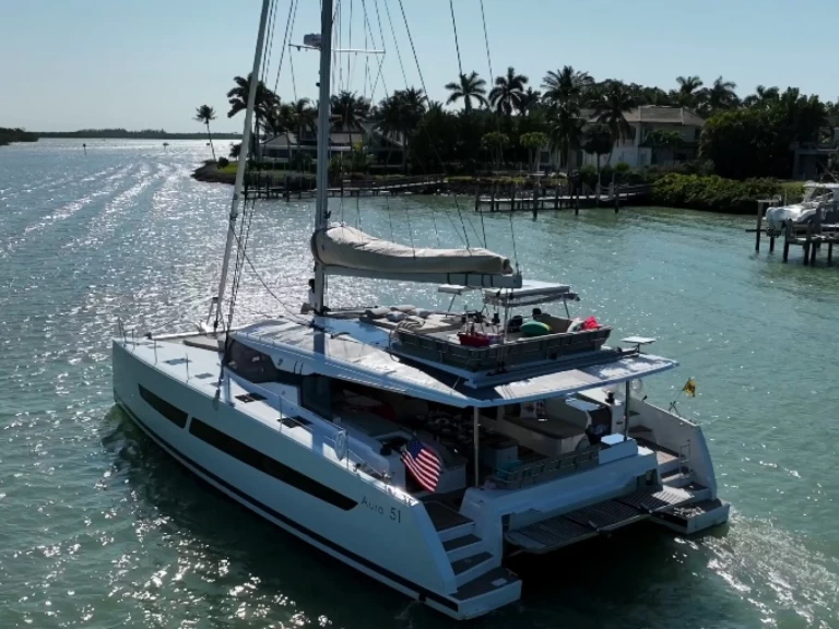 Catamaran rental with or without captain Fountaine Pajot Marsh Harbour