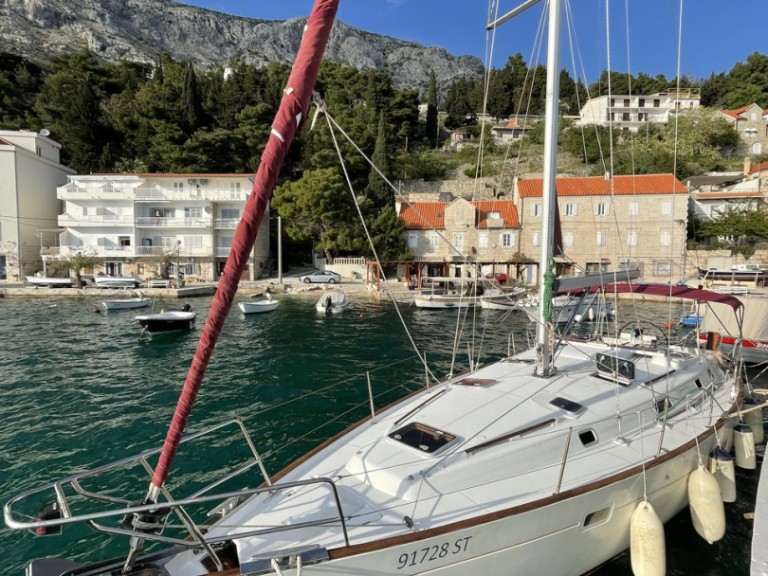 Bénéteau Oceanis 411 Celebration charter bareboat or captained in  Omiš