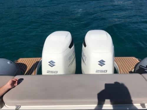 Master Master 996 GP charter bareboat or captained in  Le Canon