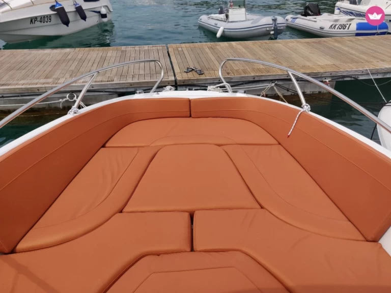 Barracuda 686 WA in Medulin on SamBoat