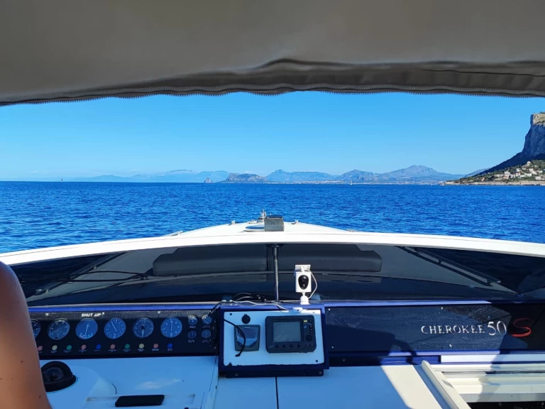 Bareboat Rental Motorboat Profilemarine with a boat licence