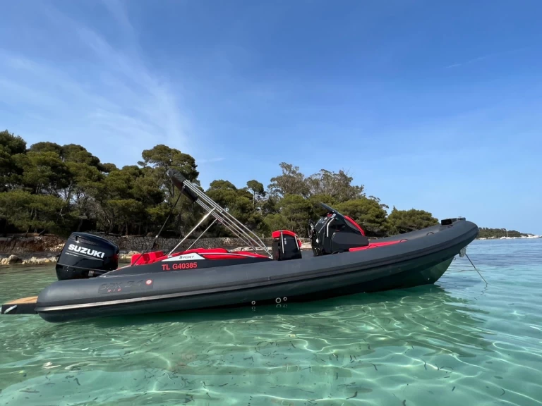 SPX RIB 24 DINETTE in Saint-Raphaël on SamBoat