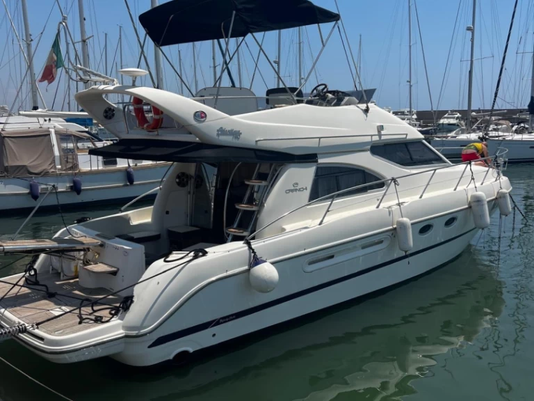 Rent a Cranchi Atlantique 40 Fly Nettuno