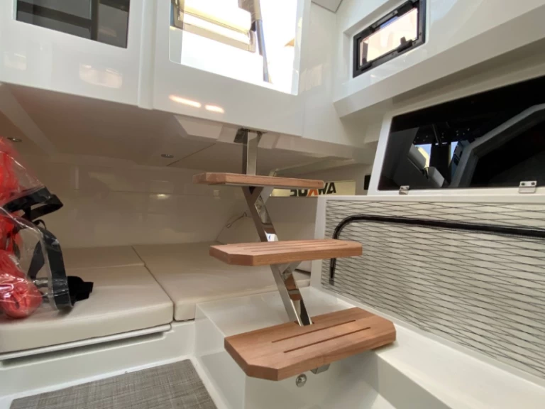 De Antonio D32-OPEN charter bareboat or captained in  Naples