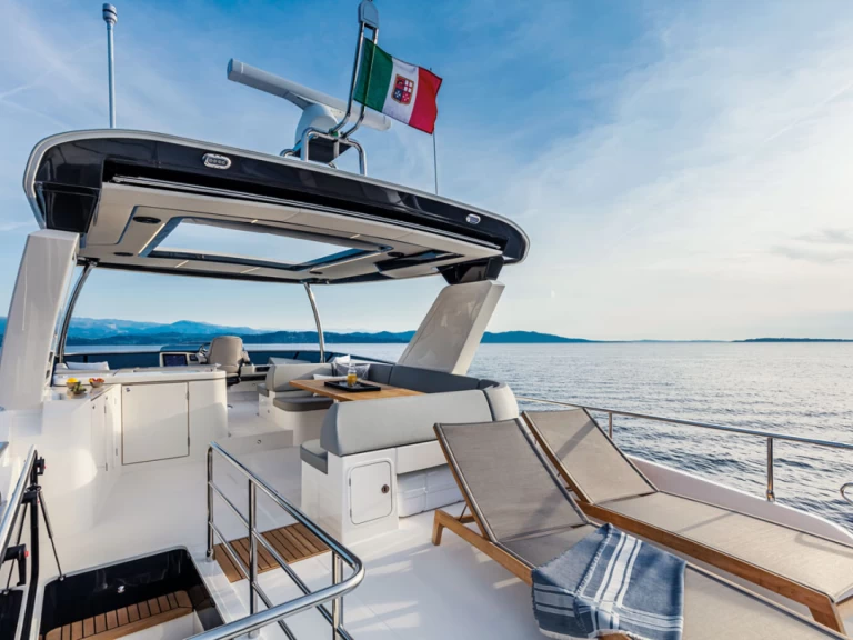 Yacht charter Monaco cheap Azimut 60 Fly