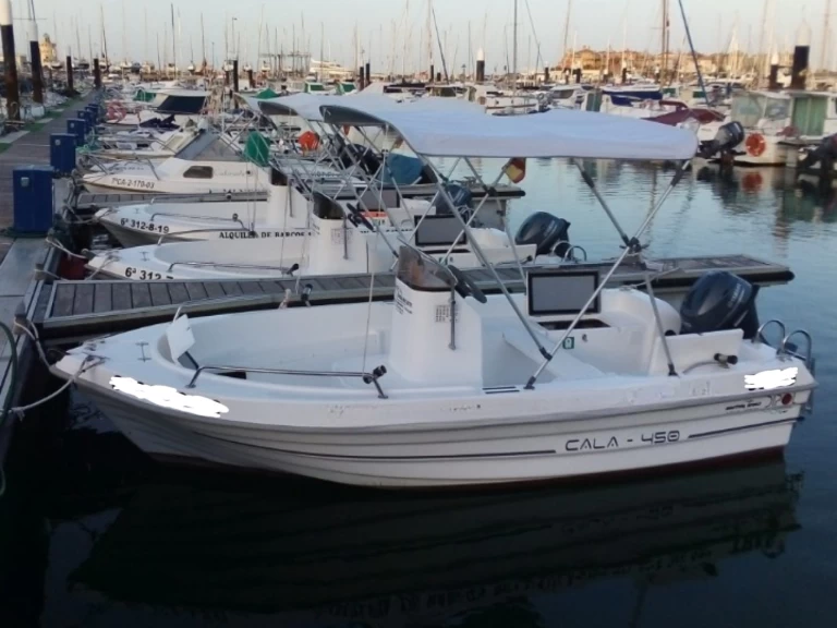 Bareboat Rental Motorboat Dipol with a boat licence