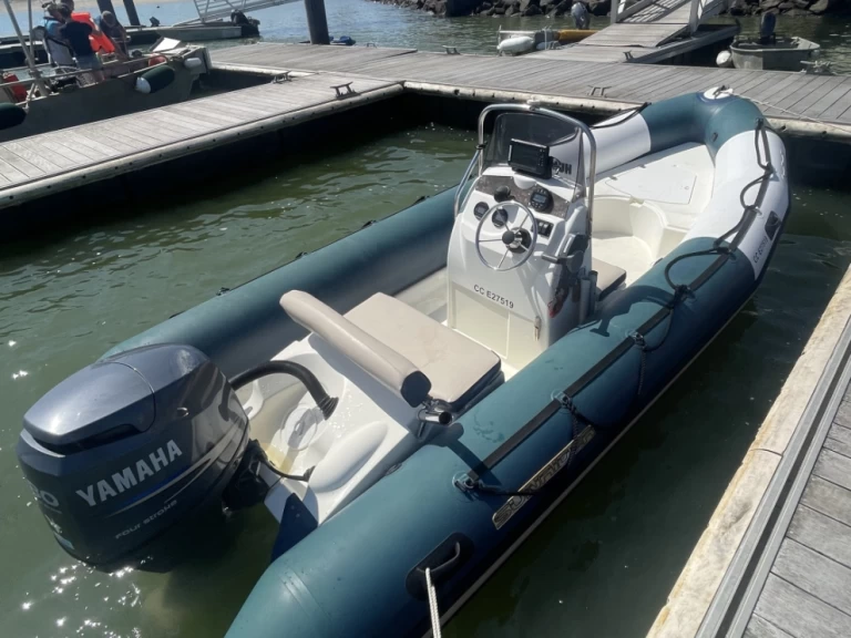 Bombard Sunrider 550 Bleu charter bareboat or captained in  La Plaine-sur-Mer