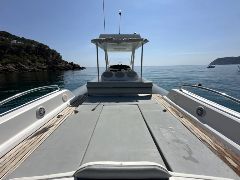 Bareboat Rental RIB Duarry with a boat licence