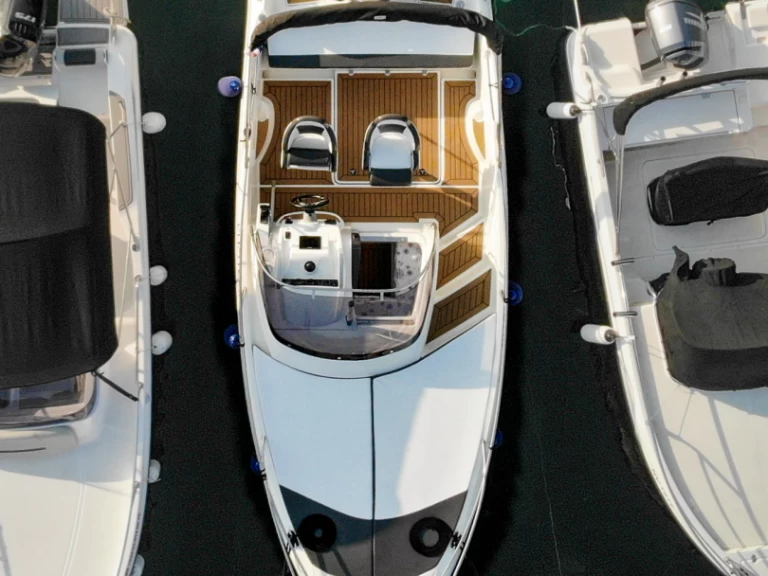 Motorboat for rent Šimuni at the best price