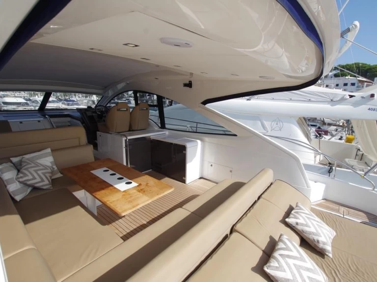 Luxury Yacht for rent Dénia at the best price
