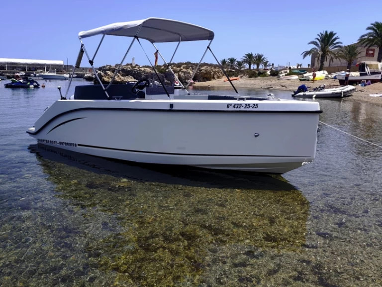 Yacht charter Alicante cheap Crimat Silver 560