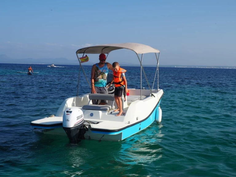 Boat rental V2 BOATS 5.0 SPORT in Can Picafort on Samboat