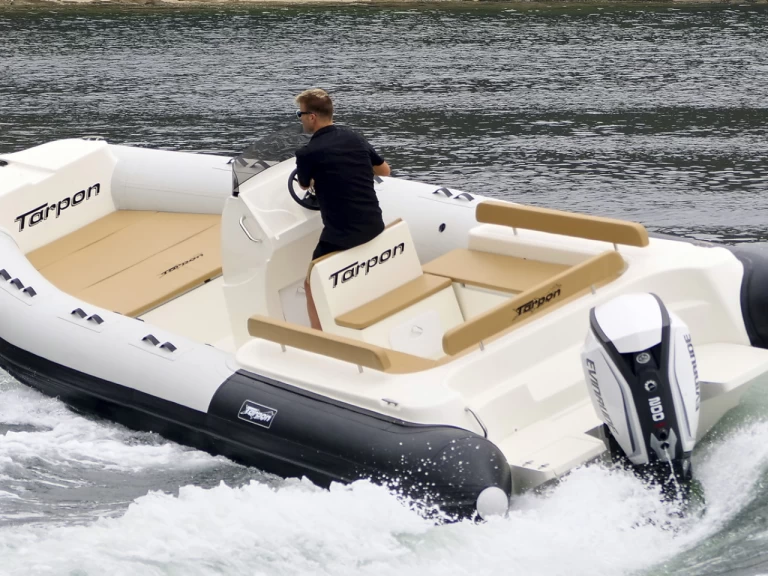 RIB for rent Hyères at the best price