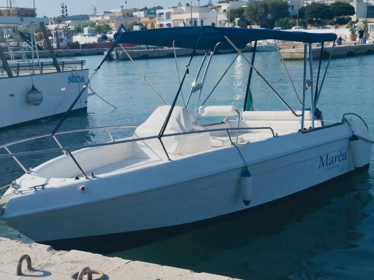 Marinello Eden 18 in Torre Vado on SamBoat