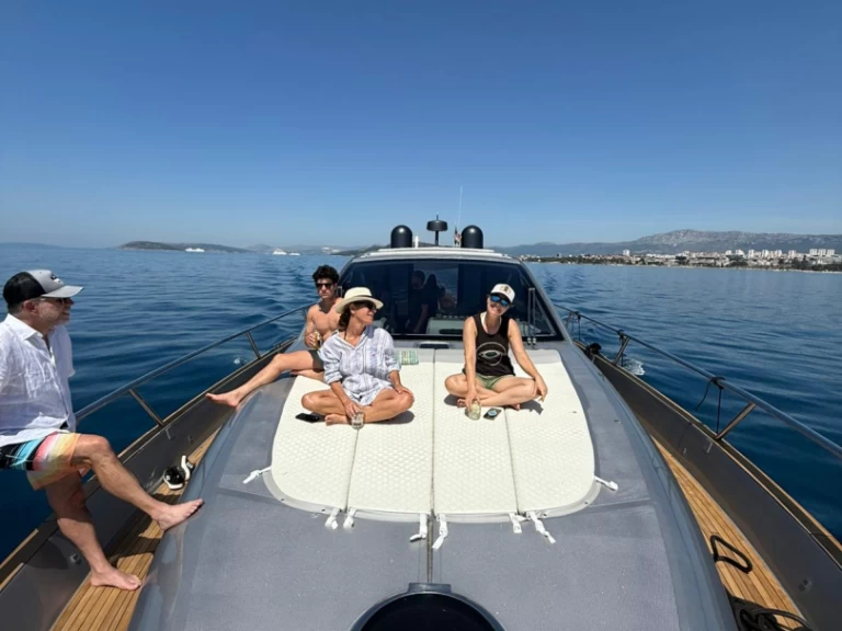 Boat rental Pearl Sea 56 in Split on Samboat