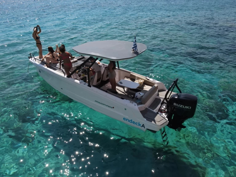 Boat rental Axopar Axopar 25 feet Cross Top  in Rethymno on Samboat