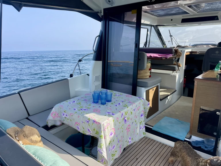 Rent a Jeanneau Merry Fisher 895 Cruiser Mandelieu-la-Napoule