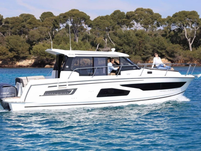 Motorboat for rent Santa Eulària des Riu at the best price