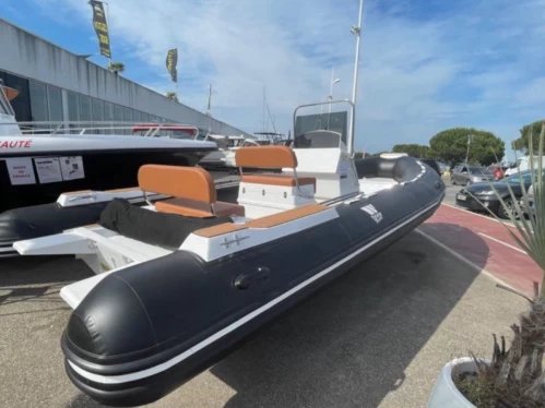 RIB rental with or without captain Tiger La Rochelle