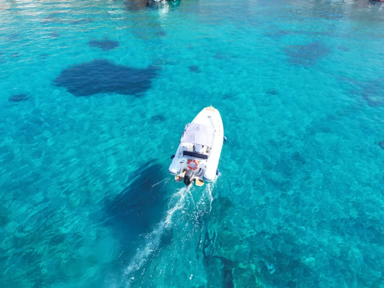 Yacht charter Hvar cheap King 600