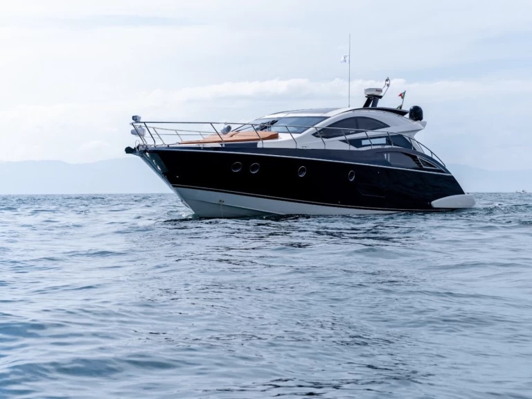 Bareboat Rental Luxury Yacht Marquis with a boat licence