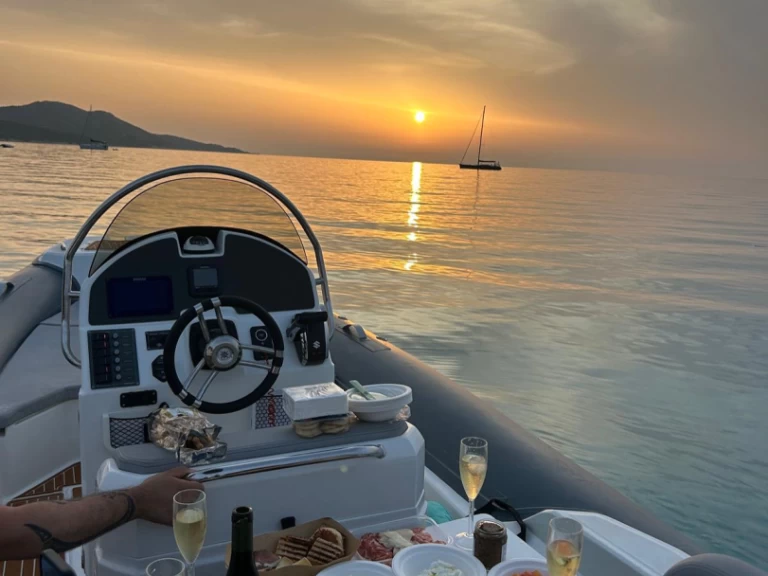 Rent a FANALE MARINE FALCHETTU Saint-Florent