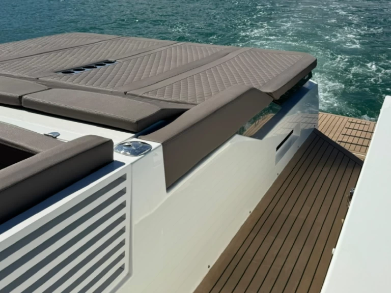 Bareboat Rental Motorboat DEANTONIO YACHTS with a boat licence