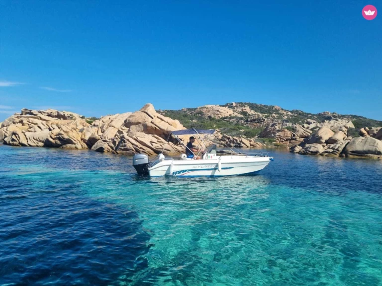 Motorboat rental with or without captain Sessa Marine Palau
