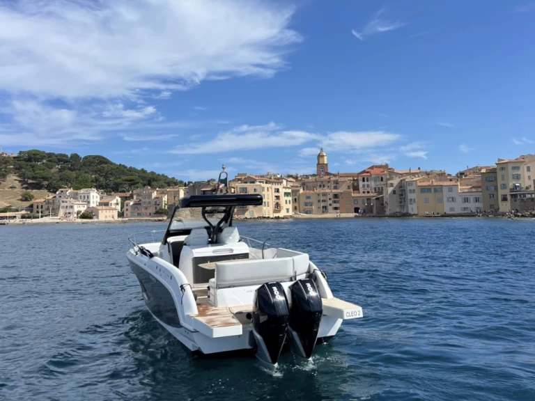Motorboat rental in Port des Marines de Cogolin - Sessa Marine Key Largo 34