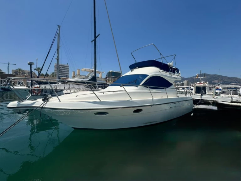Luxury Yacht for rent Fuengirola at the best price